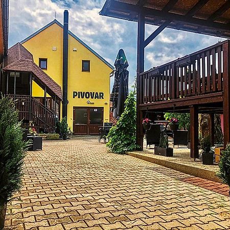 Pivovar Pod Lipou Kysice 外观 照片